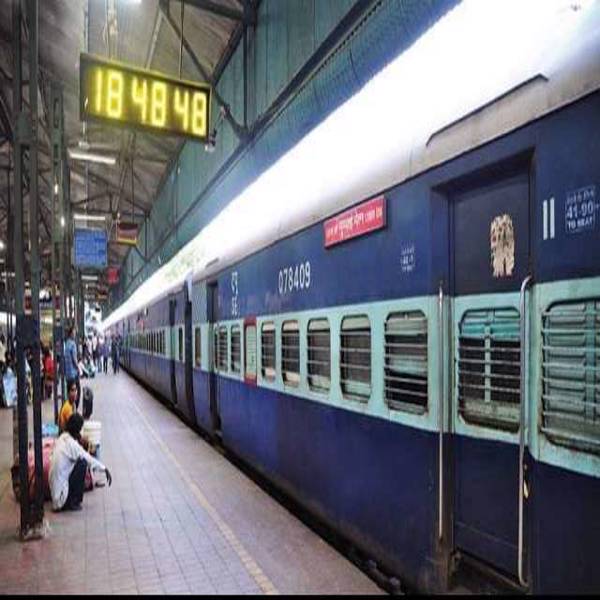 IRCTC New Rules: After 10 Pm Rules Introduced by Indian Railways – Know the New Instructions and Luggage Rule