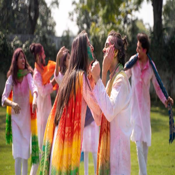 Holi 2023 Celebrations in India, Date, Auspicious Time & Importance of the Festival