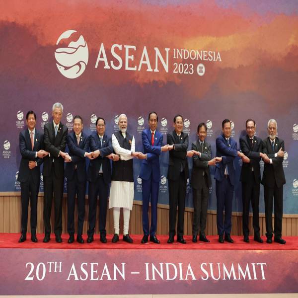 PM Modi Meets ASEAN Leaders to Strengthen Ties