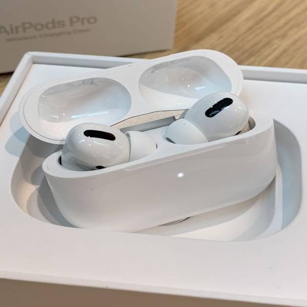 AirPods Pro Get Head Nod Upgrade: Control Siri Without Speaking